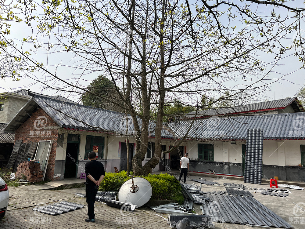 100-200平方房子鋪多少合成樹脂瓦？總費(fèi)用多少錢？
